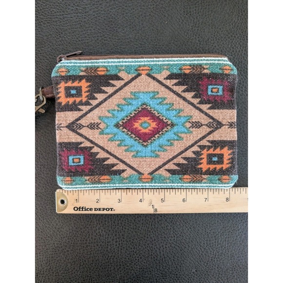 Pine Creek Wristlet Womens Small Teal Bag Aztec Western Print Makeup Travel NWOT - Picture 6 of 10